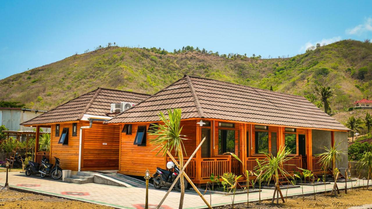 Mandalika Queen Hostel Kuta  Dış mekan fotoğraf