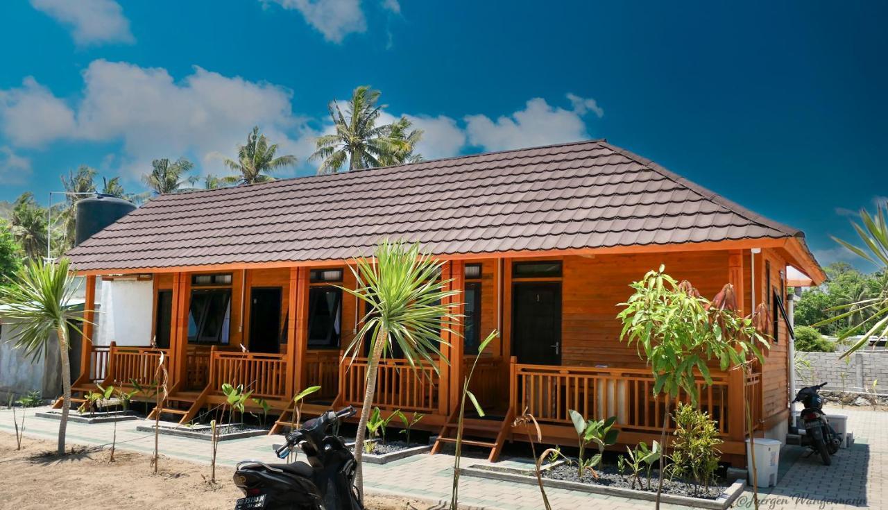 Mandalika Queen Hostel Kuta  Dış mekan fotoğraf